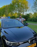 Batu, oprichter en rijinstructeur van Rijschool Batu